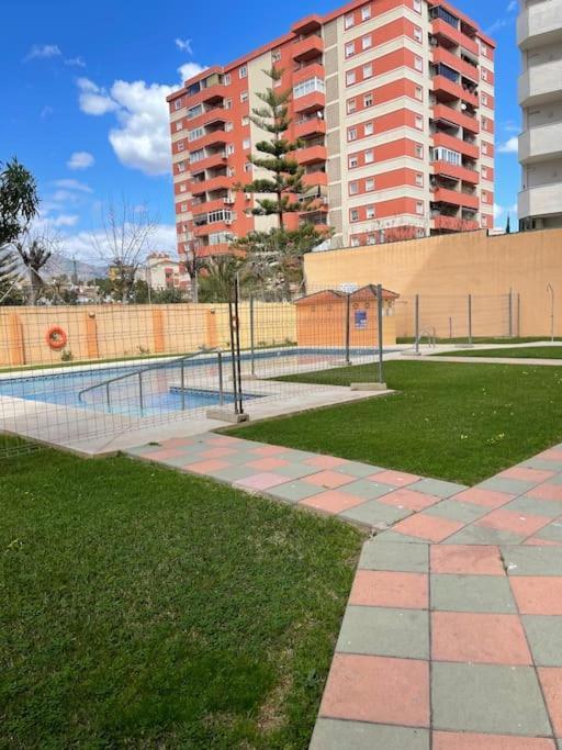 Estudio En Fuengirola Con Vistas Al Mar Экстерьер фото