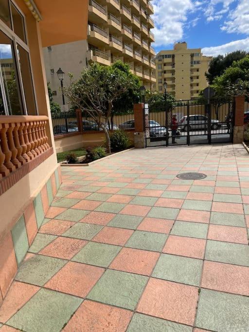 Estudio En Fuengirola Con Vistas Al Mar Экстерьер фото